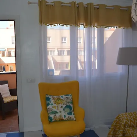 Lovely House Near To The Sea קורלחו